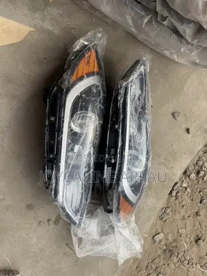 Hyundai Elantra 2017 Headlight - Brand New