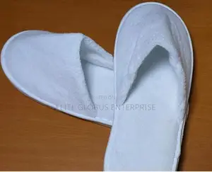 Disposable Hotel Slippers - White