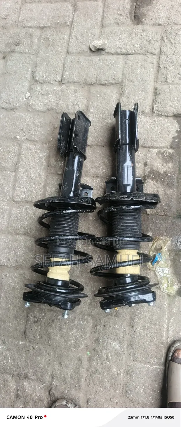 Mercedes-Benz C300 4Matic Front Shock (Used) - 1