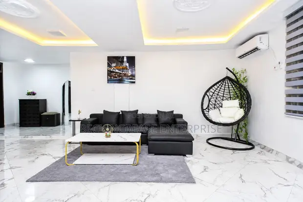 Furnished 3-Bedroom Apartment for Rent in West Trasacco - 1