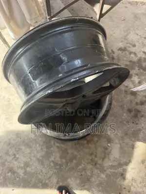 Mercedes-Benz C300 Rims (Used)