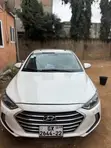 Hyundai Elantra Sport 2018 White - 4
