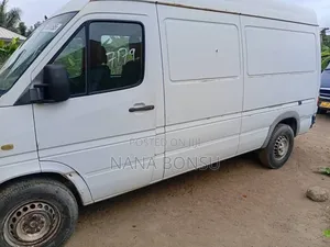Mercedes-Benz Sprinter 2005