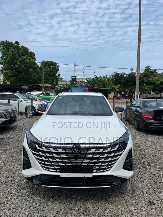 New Changan UNI-Z 1.5T Premium 2026 White - 1