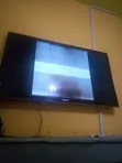 46-inch Samsung LED TV (Faulty Screen) - 2