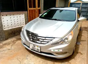 Hyundai Sonata Limited 2.0T Sedan 2013 Silver