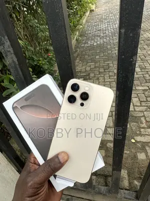 Apple iPhone 16 Pro Max 256GB Gold