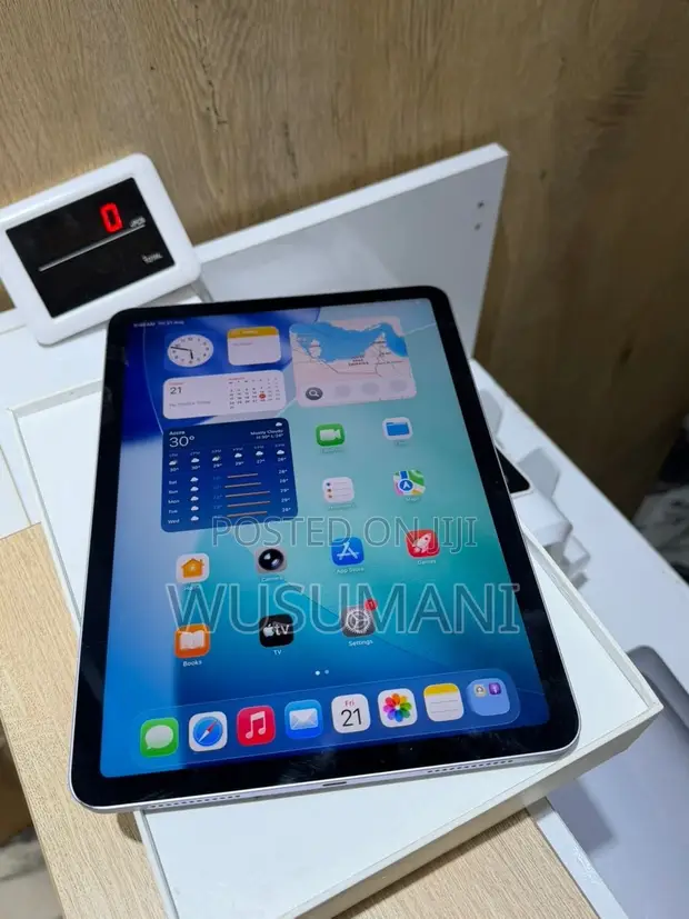 Apple iPad Pro 13" (2024) 128GB Gray - 1