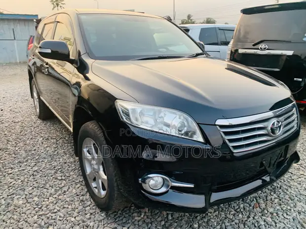 Toyota Vanguard 2013 Black - 1