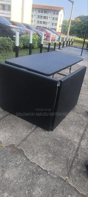 8-Seater Foldable Table - Black
