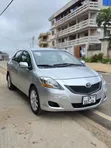 Toyota Yaris 2012 Silver - 4