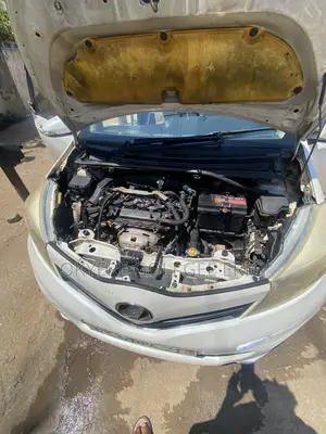 Toyota Vitz 1.3 AWD 2010