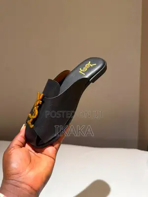 Brand New Ladies Flats by Geriger Gegallel
