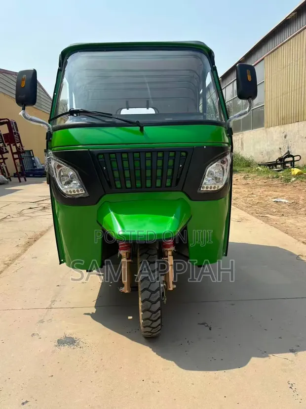 Brand New Pragya Motorcycle 2025 - Green - 1