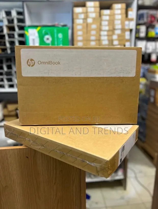 New HP OmniBook 5 16" Laptop - 1