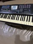 Yamaha PSR-220 Electronic Keyboard - 2