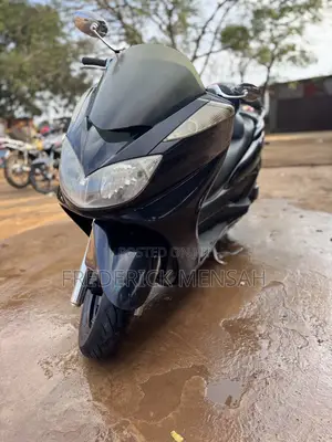 Yamaha Majesty 1996 Black Scooter