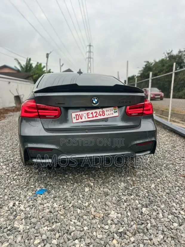 BMW 330i 2018 Gray - 1