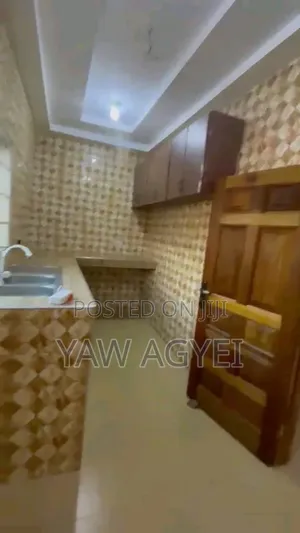 2 Bedroom Apartment for Rent in Ashaley Botwe