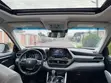 2022 Toyota Highlander XLE Red - 3