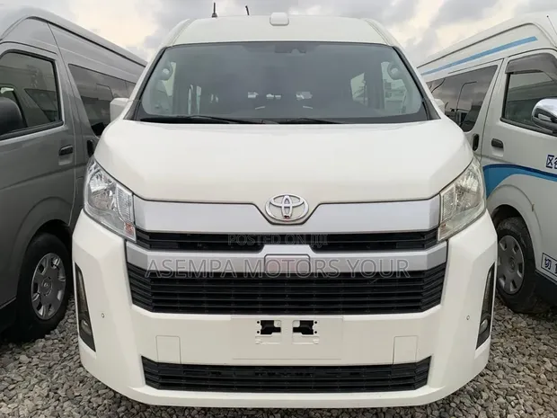 Toyota GranAce 2021 White - 1