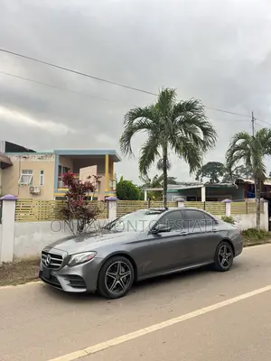 Mercedes-Benz E300 2019 Gray