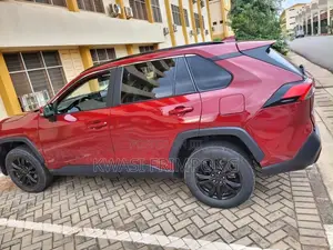 Toyota C-HR XLE Premium FWD 2018 Red