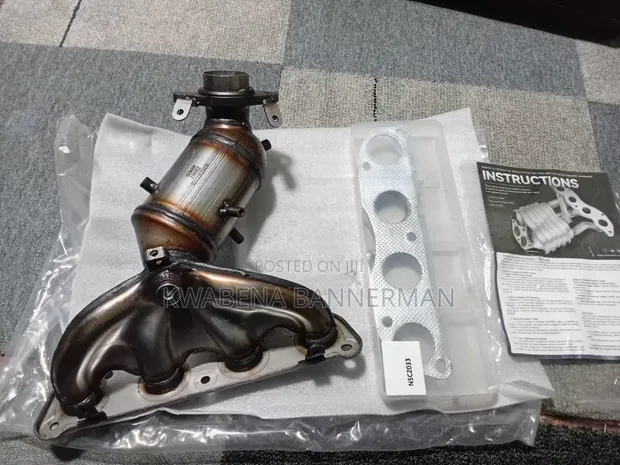 Brand New Catalytic Converter for Nissan Sentra (2014-2018) - 1
