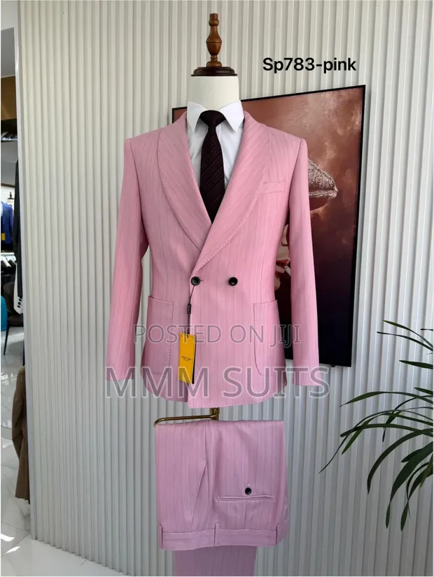 Timeless 2-Piece Double-Breasted Men's Suit in Baby Pink - 1