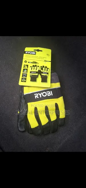 Ryobi Class 2 Chainsaw Protective Gloves (Large)