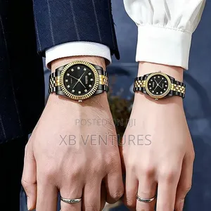 2PCS Couple Black/Gold Wristwatches
