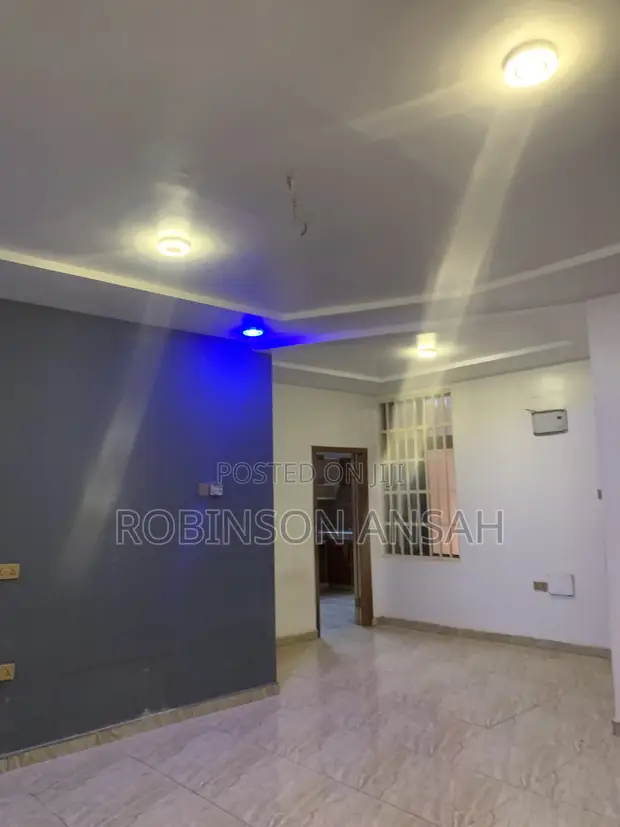 Furnished 1-Bedroom Apartment in Apatrapa Pokukrom - 1