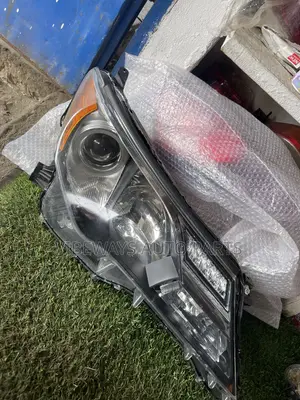 Toyota RAV4 2014-2015 Headlights (Original Used)
