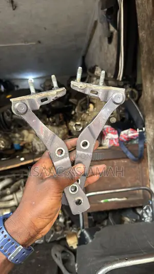 Honda CR-V Boot Hinges - Used Parts
