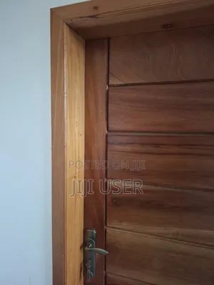 6-Bedroom Apartment Building for Sale, Aplaku
