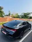 2021 Hyundai Elantra SE Black - 3