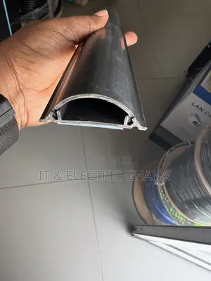 Brand New Floor Trunk Cable Management