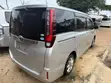 Toyota Noah 2.0 FWD (8 Seater) 2014 Silver - 3