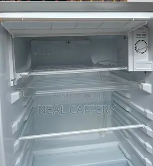 Neat Hisense Table Top Fridge