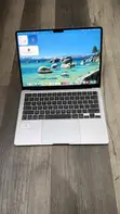 Apple MacBook Air 2022 M2 13-inch 8GB RAM 256GB SSD - 2