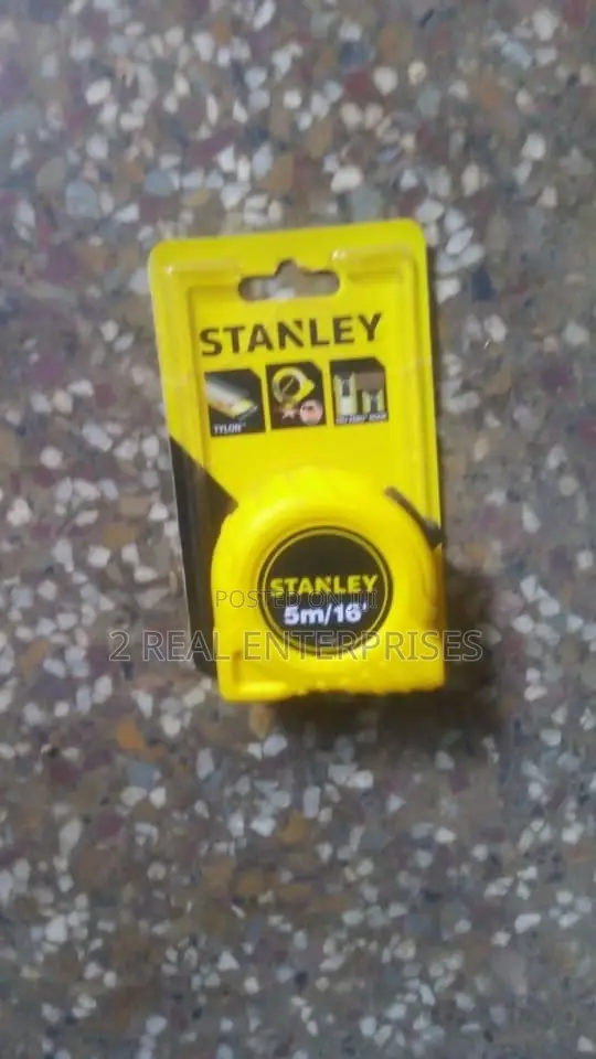 Stanley 5m/16ft Pocket Tape Measure - 1