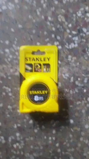 Stanley 8m/26ft Basic Tape Measure