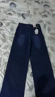 Women's Wide Leg Jeans - Size 32 - 4