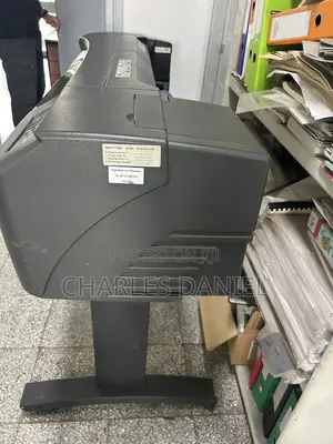 HP DesignJet 800 Large-Format Color Inkjet Printer