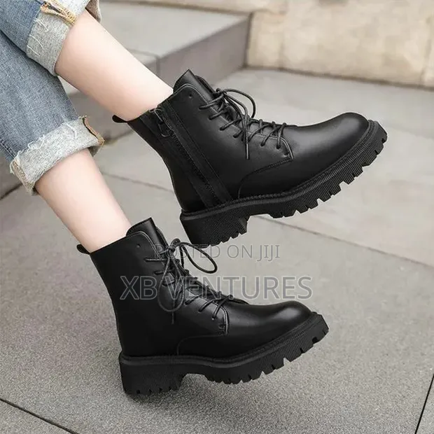 Women's Casual Platform Ankle Combat Boots - 1