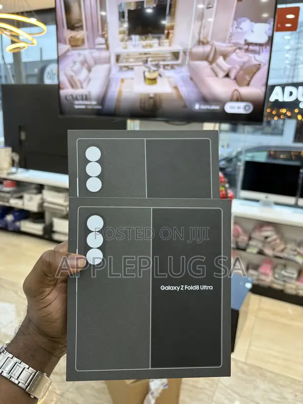 New Samsung Galaxy Z Fold8 Ultra 256GB - 1