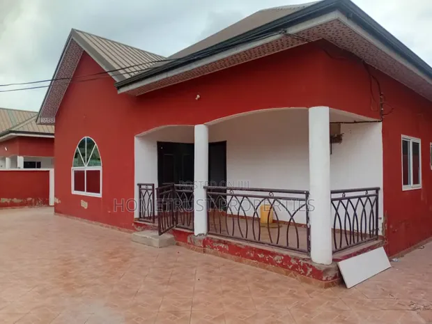 4-Bedroom House for Rent in Kwabenya ACP - 1