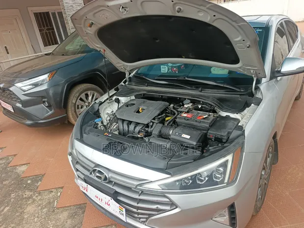 Hyundai Elantra SEL 2019 Silver - 1