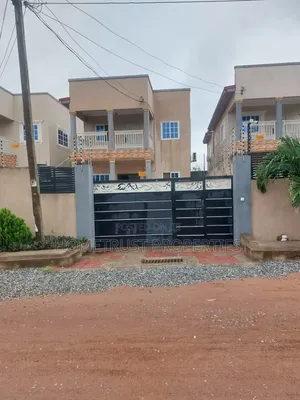 3 Bedroom Duplex for Sale in Ga Odumase, Ablekuma