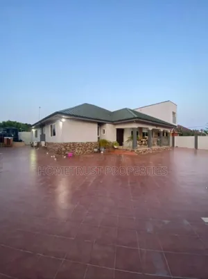 3 Bedroom House with Maids Quarters for Rent in Tse Addo